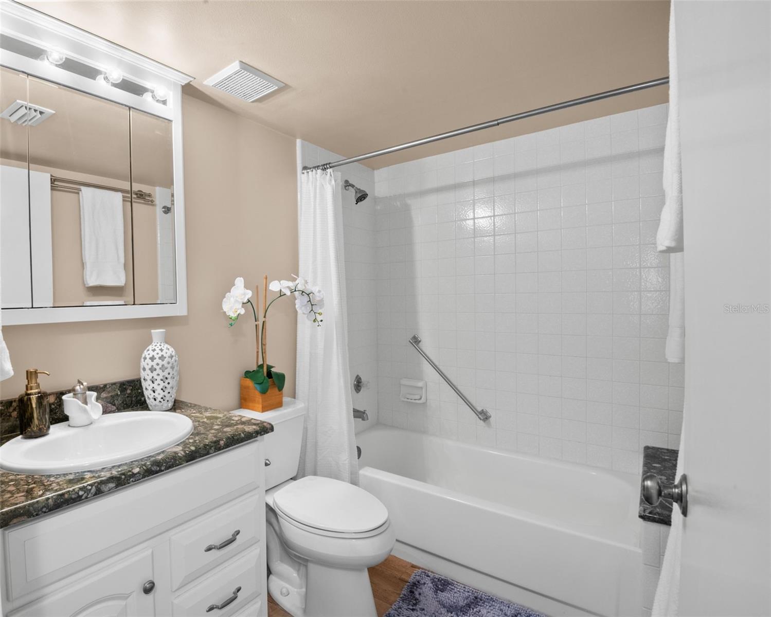 PINE RIDGE AT LAKE TARPON VILLAGE - Residential