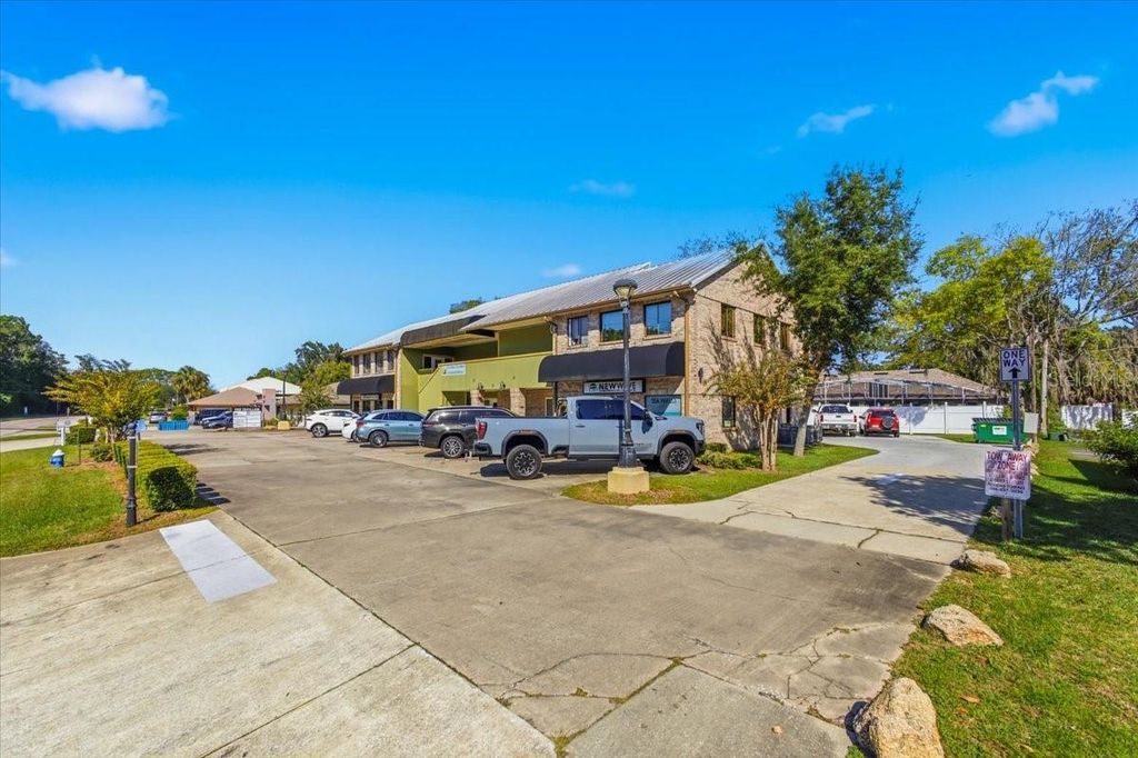 Photo of 7 Florida Park Drive N, Palm Coast, FL 32137 (MLS # FC313807)