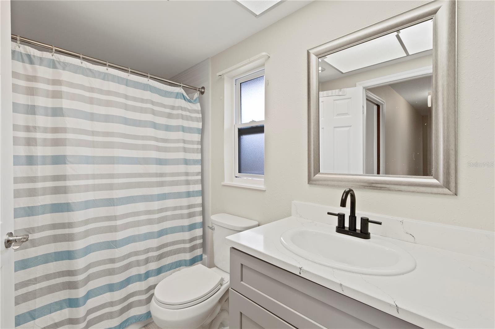 FLOR A MAR - Residential