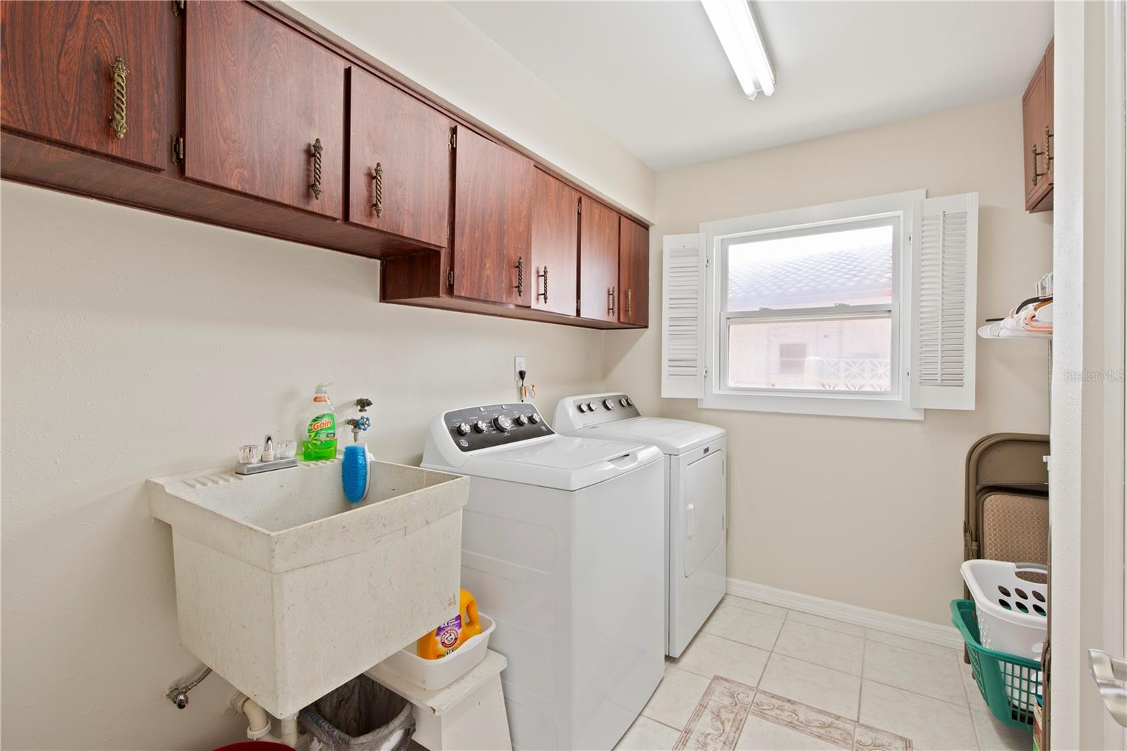 FLOR A MAR - Residential