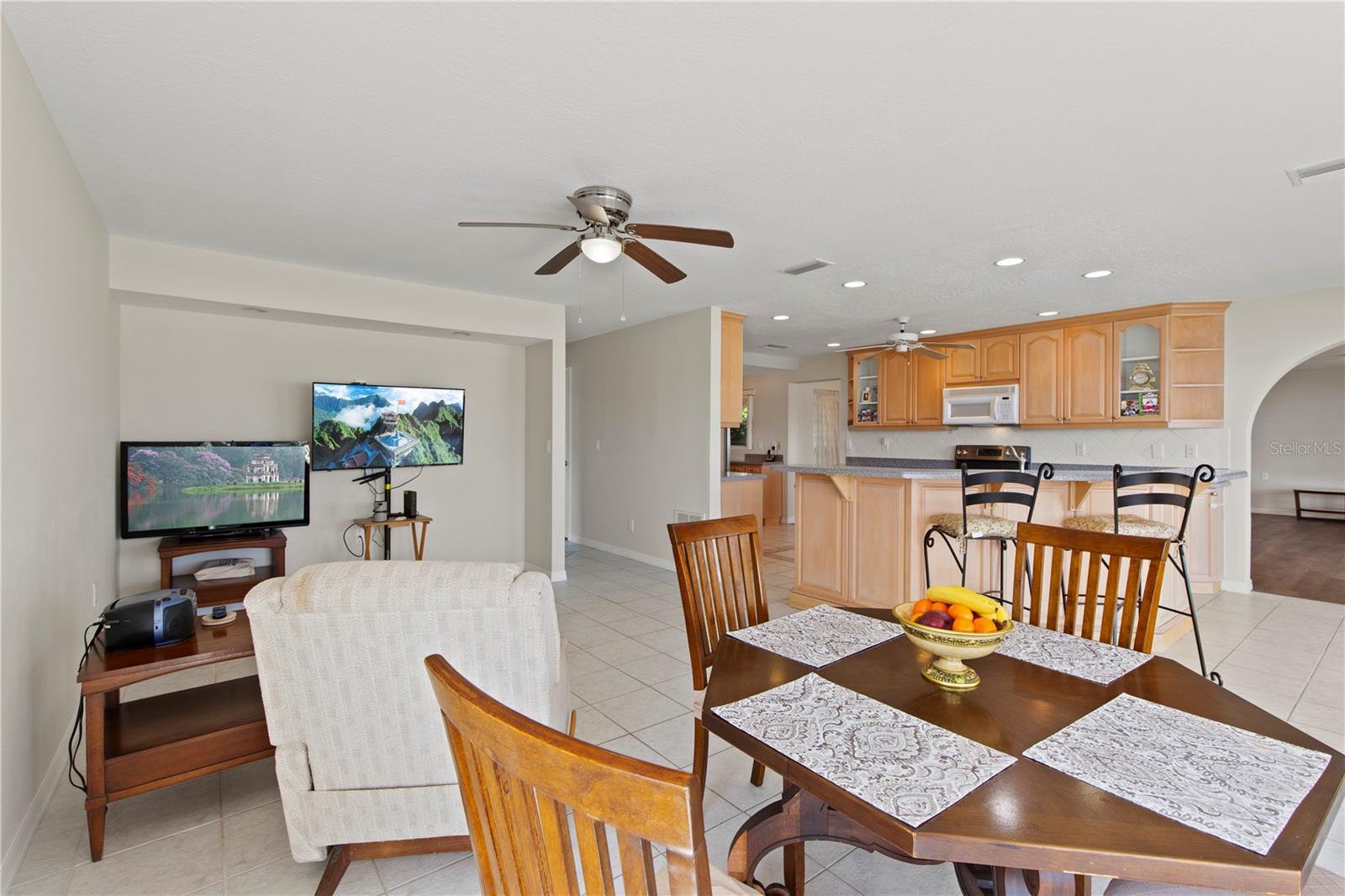 FLOR A MAR - Residential