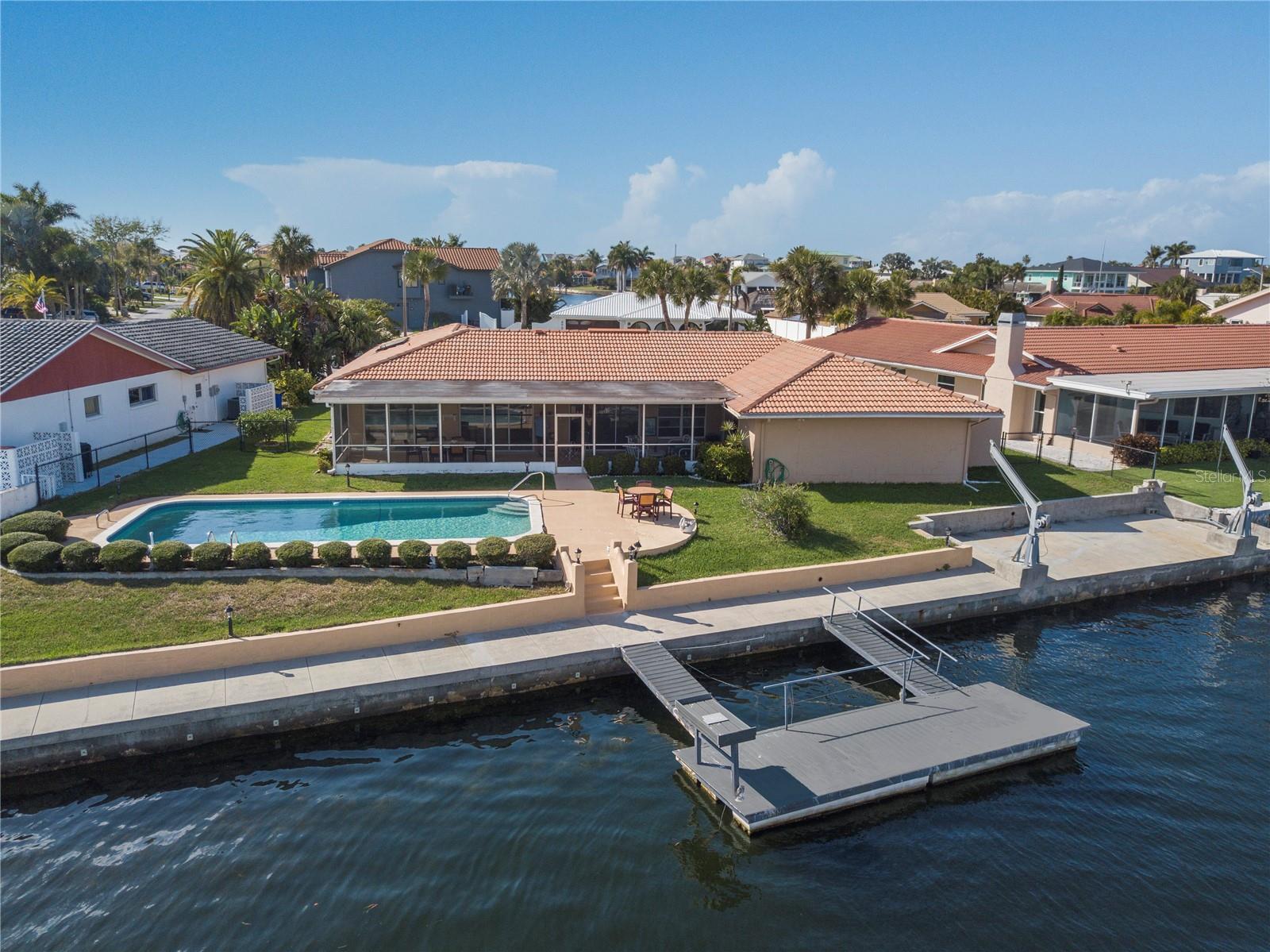 FLOR A MAR - Residential