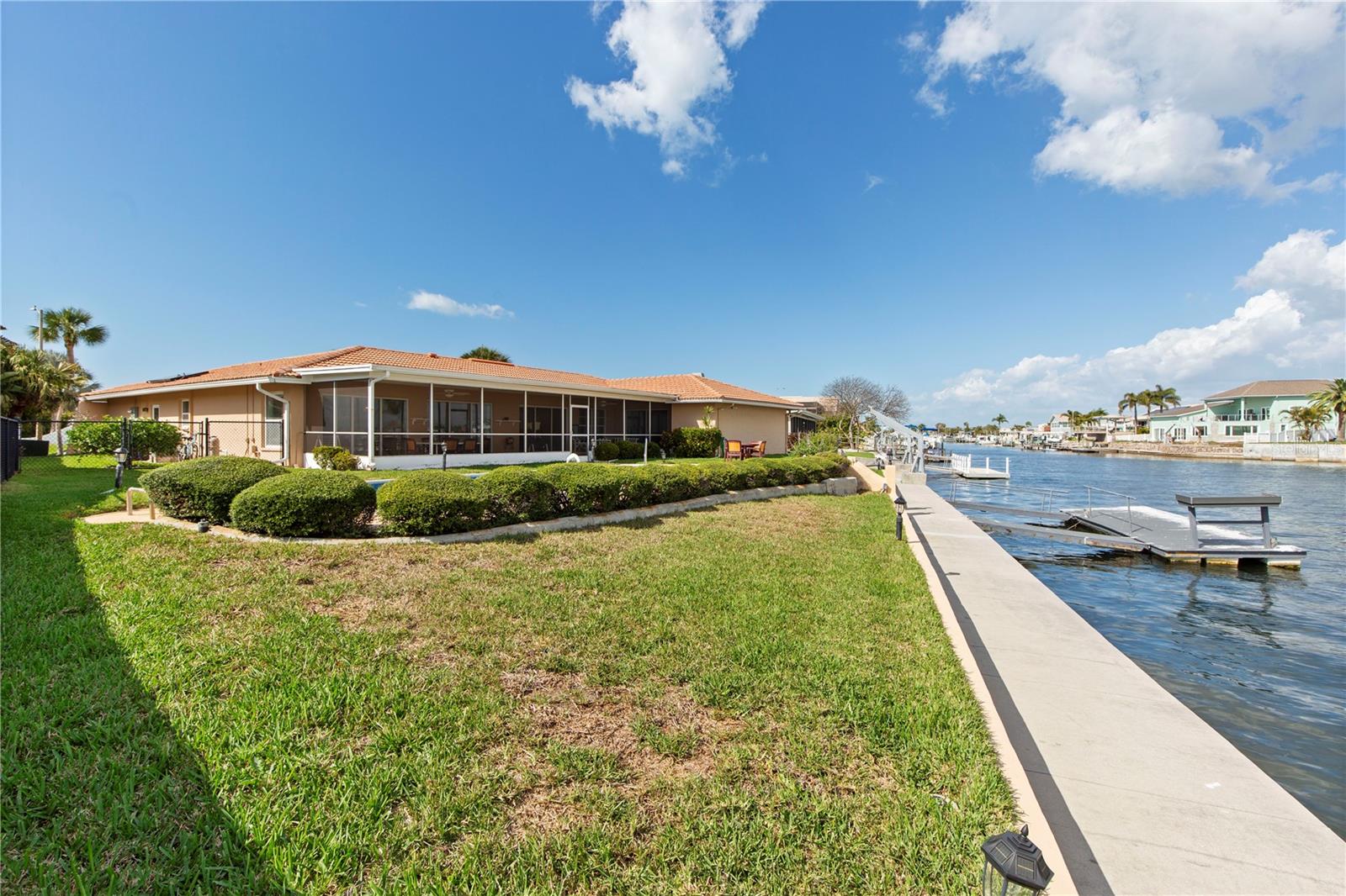 FLOR A MAR - Residential