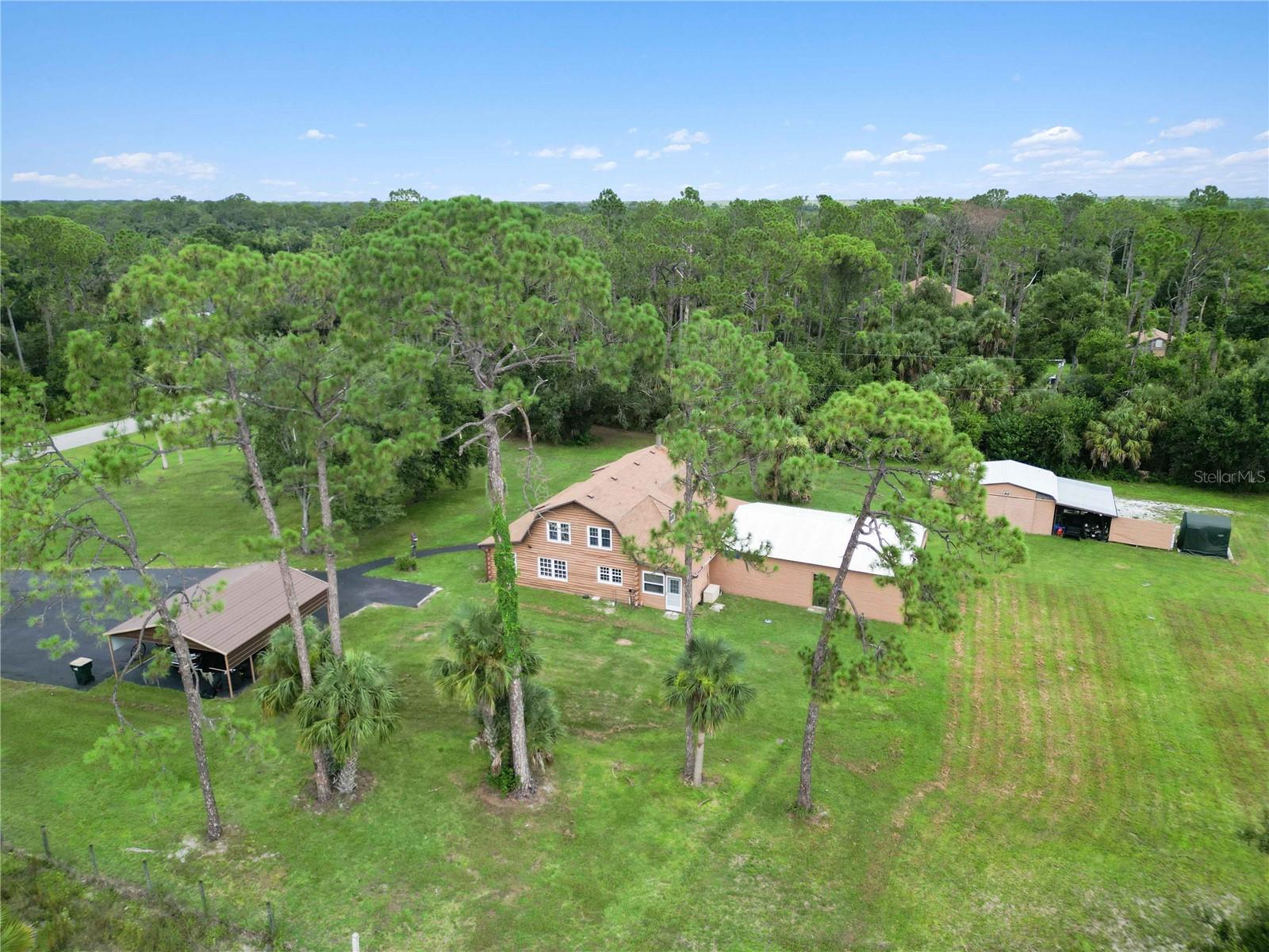 NORTH PORT CHARLOTTE ESTATES - Residential