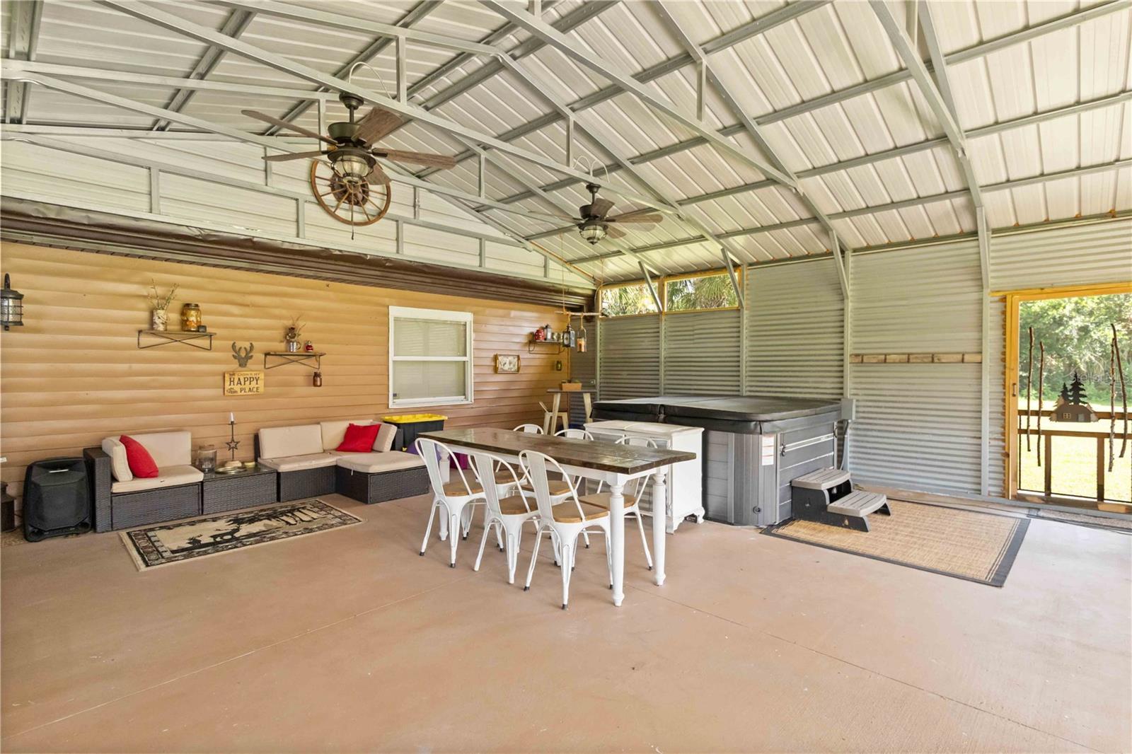 NORTH PORT CHARLOTTE ESTATES - Residential