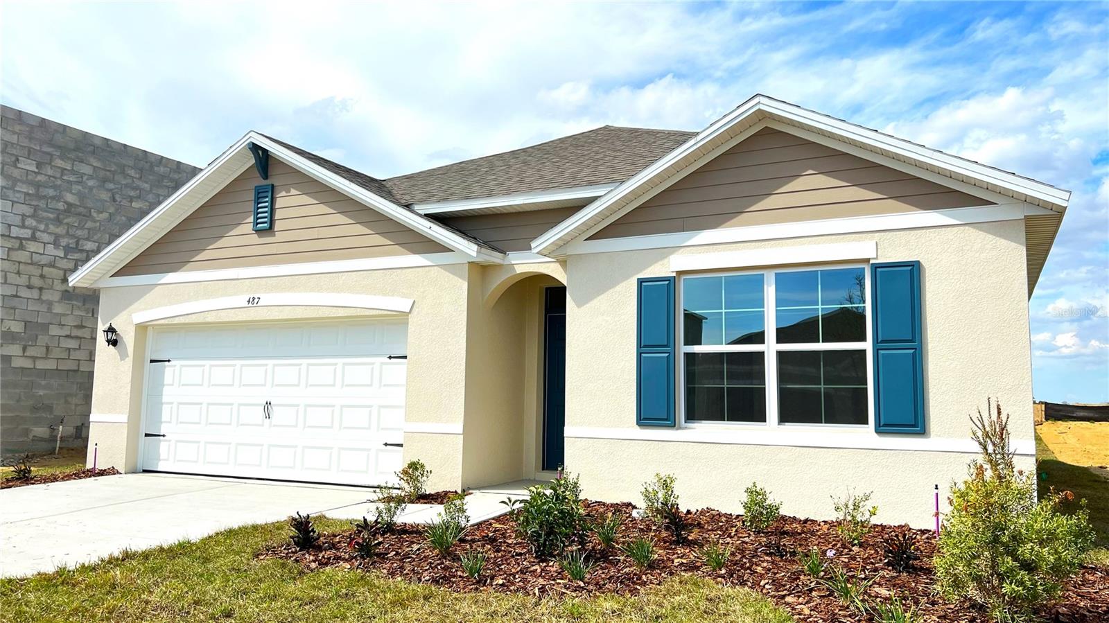 487 LILY LANE