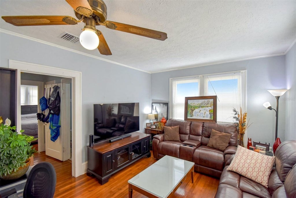 Photo of 117 Annie Street, Orlando, FL 32806 (MLS # O6448992)