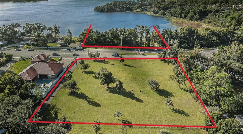 Photo of 2125 W Bearss Avenue, Tampa, FL 33618 (MLS # TB8562658)