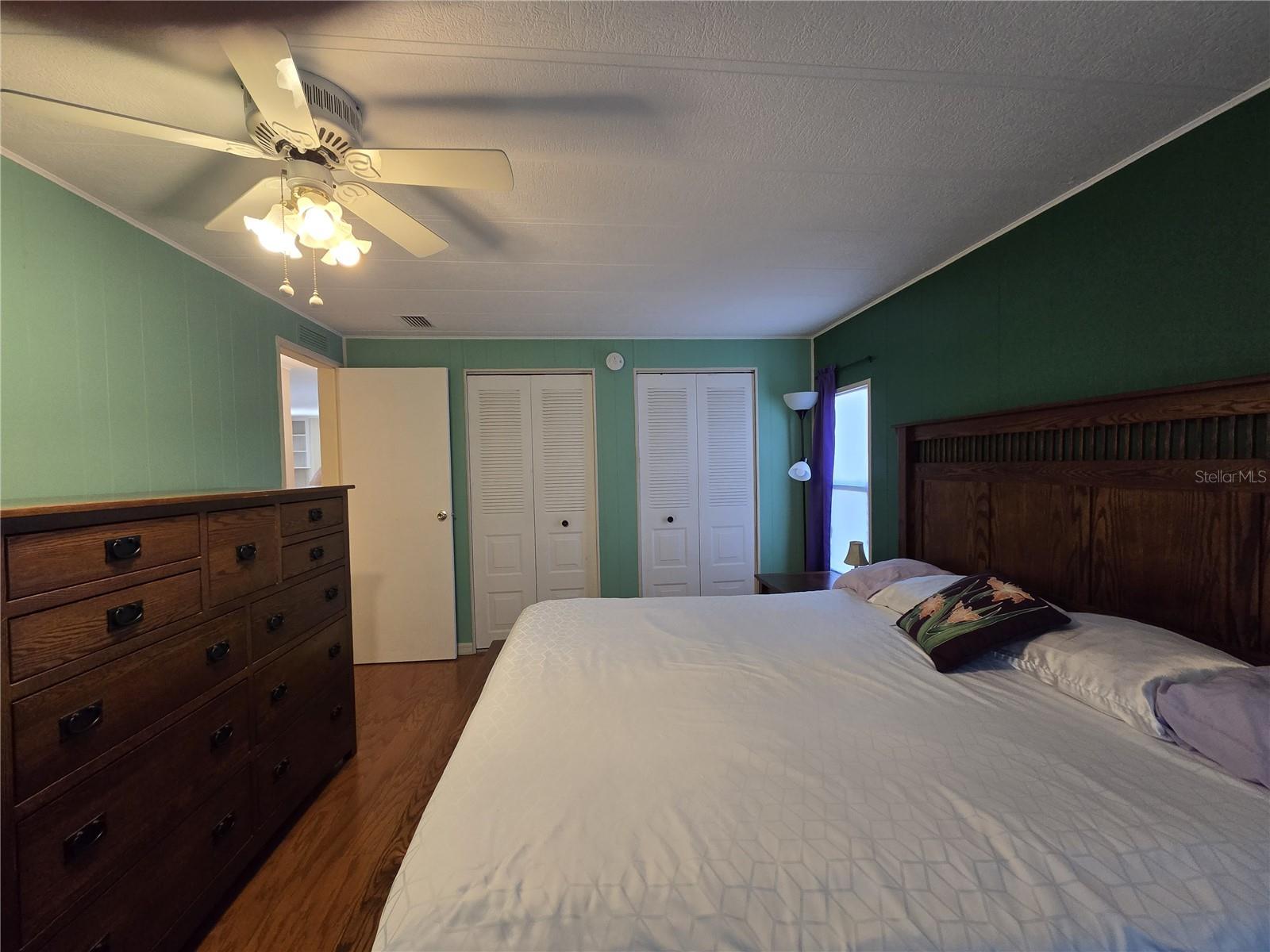 BANBURY VILLAGE CONDO - Residential