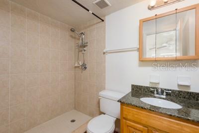 SOUTHSIDE LOT 1 BLOCK 8 LES THE NLY 50.5 FT THEREO - Residential