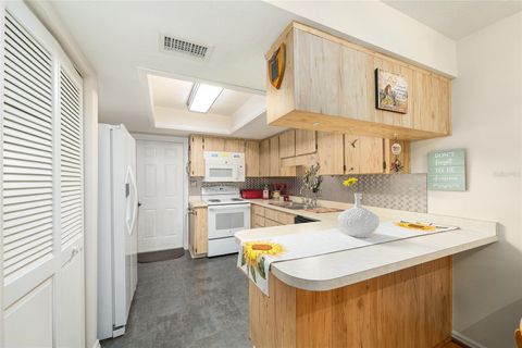 Tiny photo for 3703 NE 16th Place, Ocala, FL 34470 (MLS # OM725416)