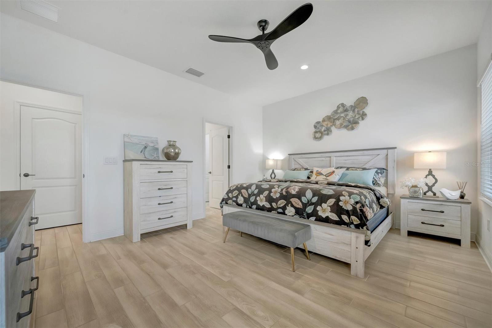 SILVERLEAF PH IV - Residential
