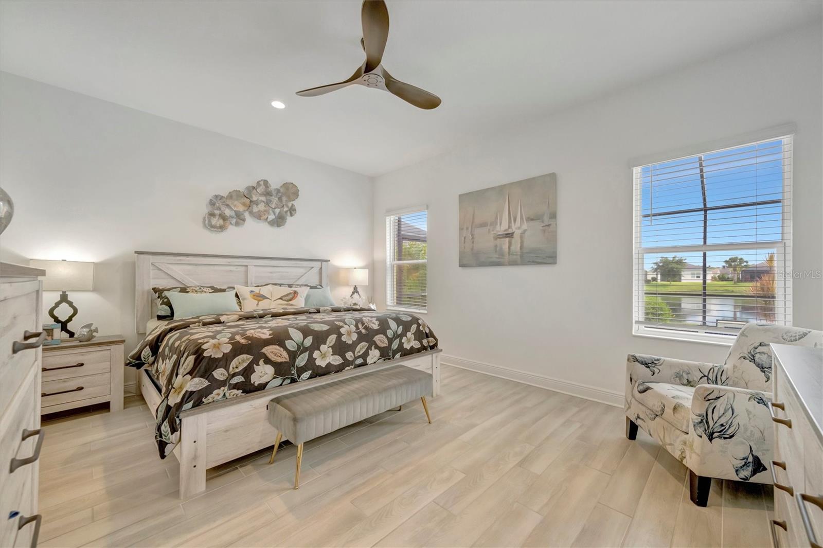 SILVERLEAF PH IV - Residential