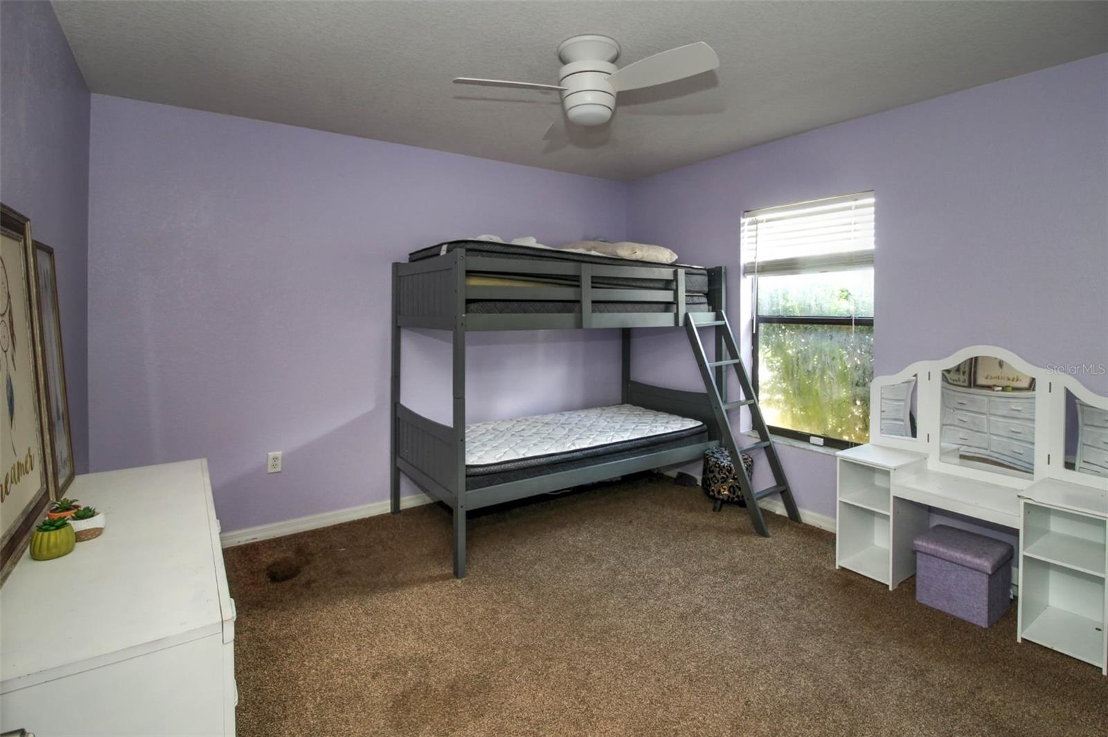 MEADOW GLENN UN 01 - Residential Lease