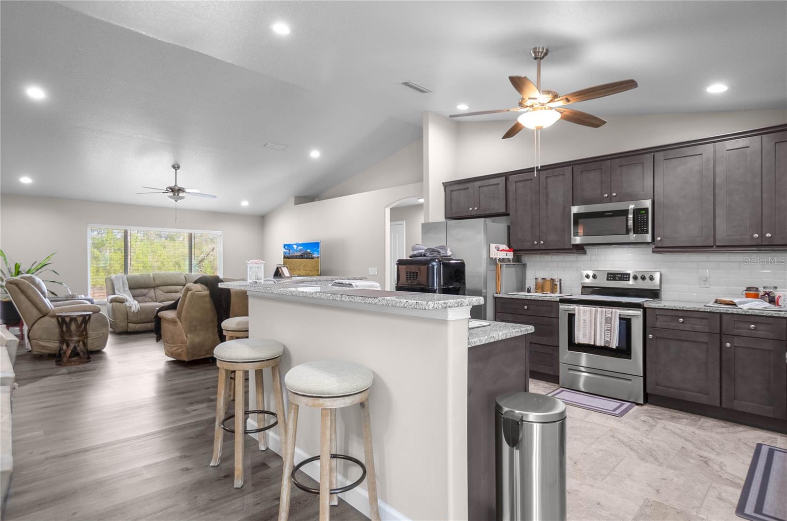 CITRUS SPGS UNIT 10 - Residential