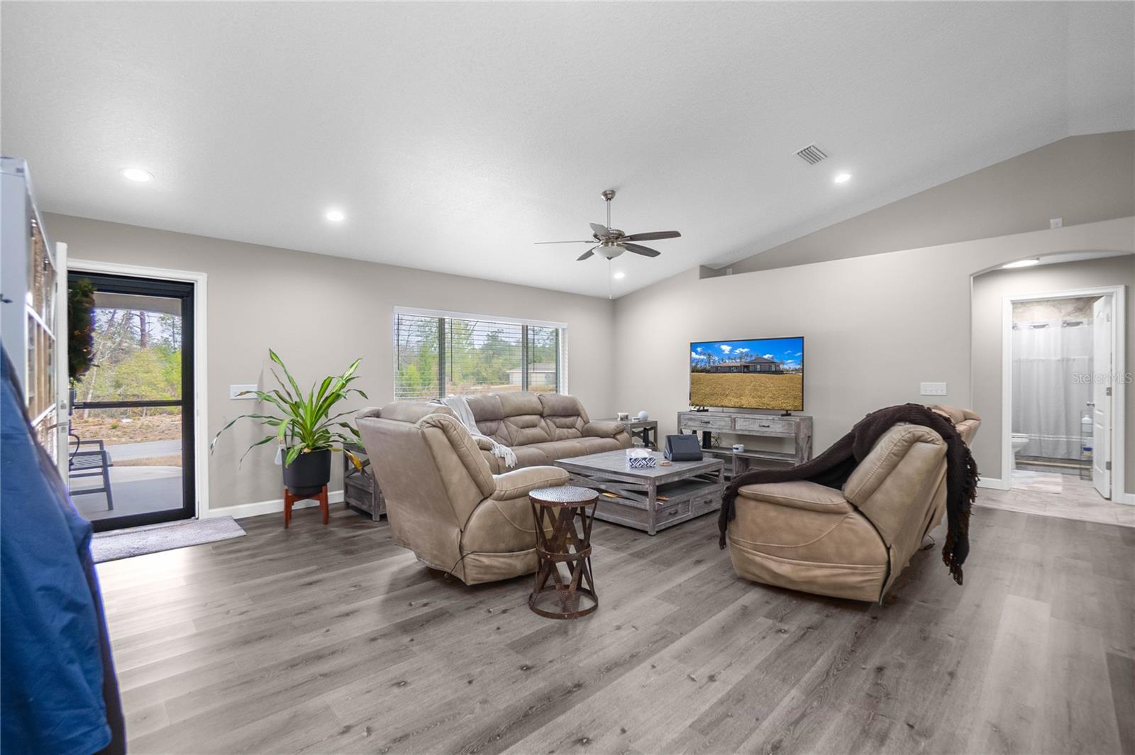 CITRUS SPGS UNIT 10 - Residential