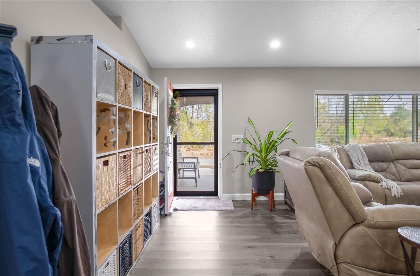 CITRUS SPGS UNIT 10 - Residential