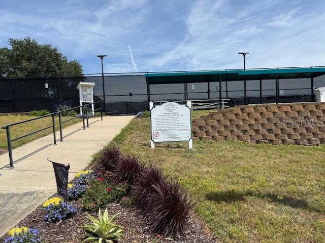 SUMMIT GREENS - Residential