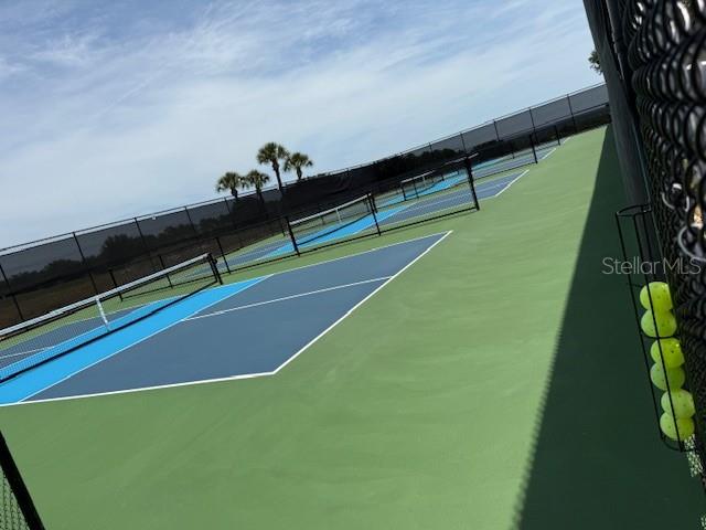 SUMMIT GREENS - Residential