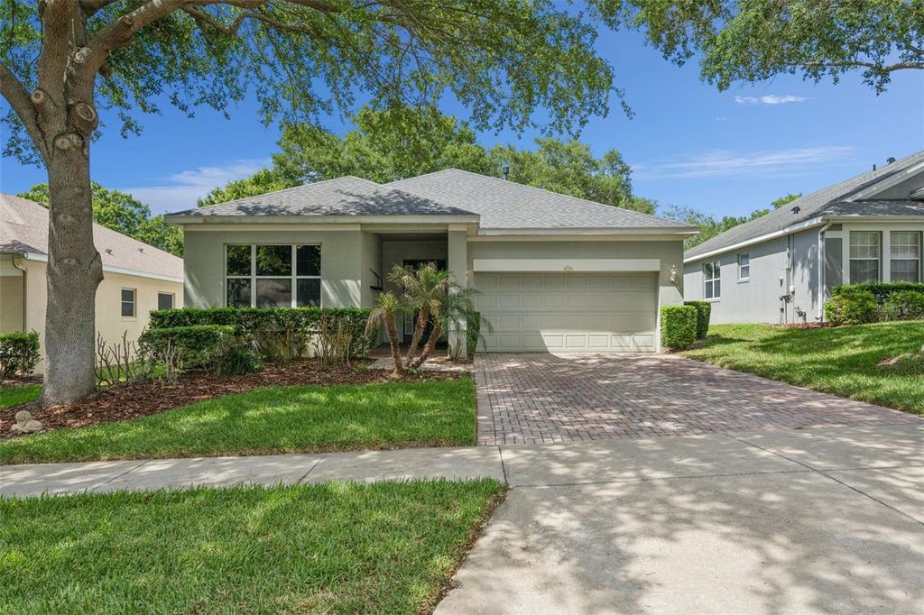 Photo of 813 Summit Greens Boulevard, Clermont, FL 34711 (MLS # G5111954)