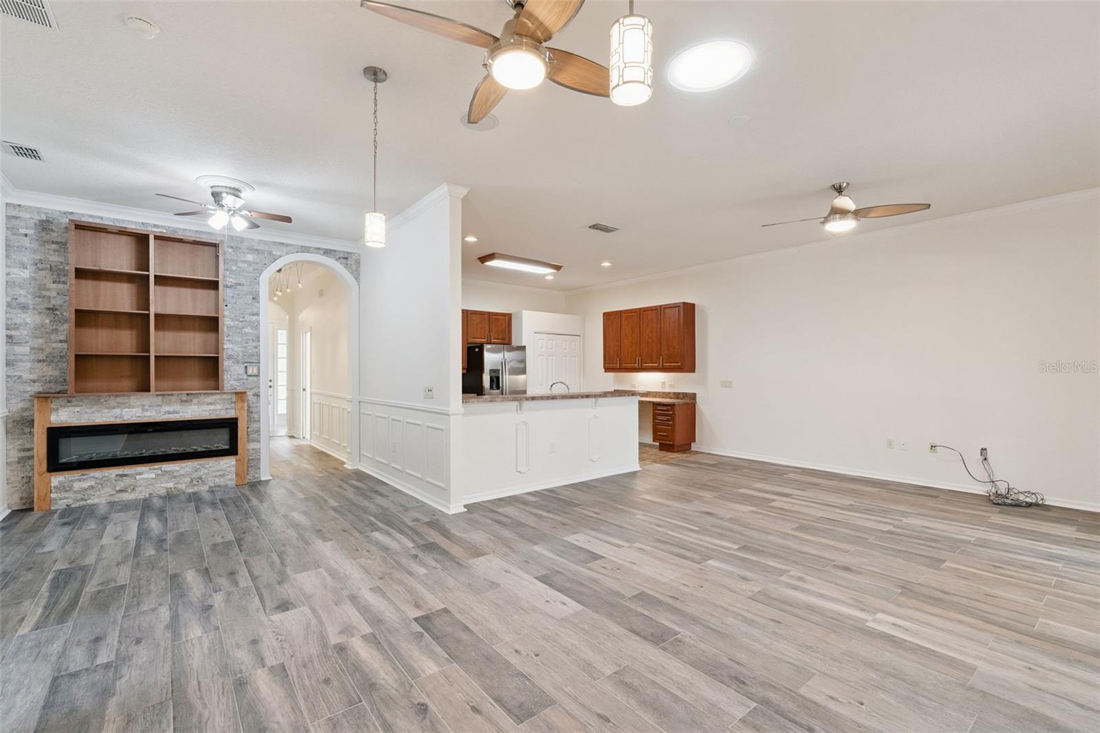 SUMMIT GREENS - Residential