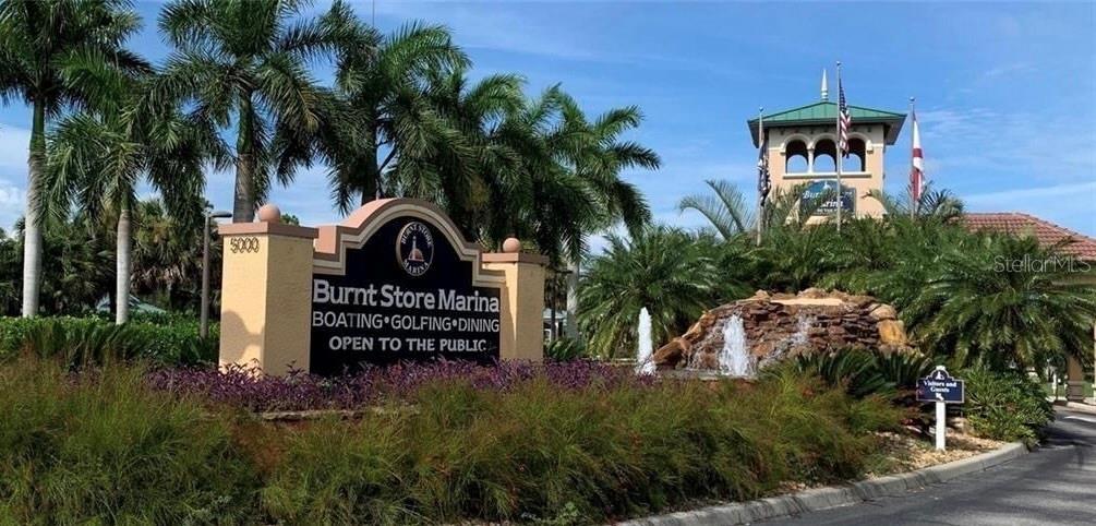 CAPE CORAL - Land