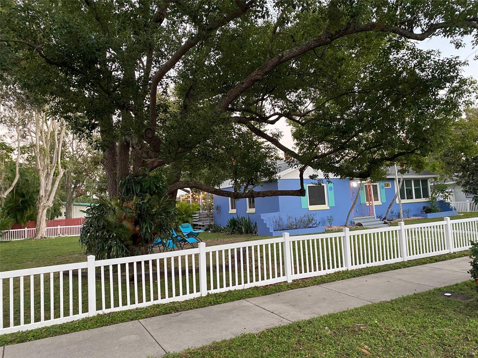 BURNS F J REALTY COS REV - Residential Lease