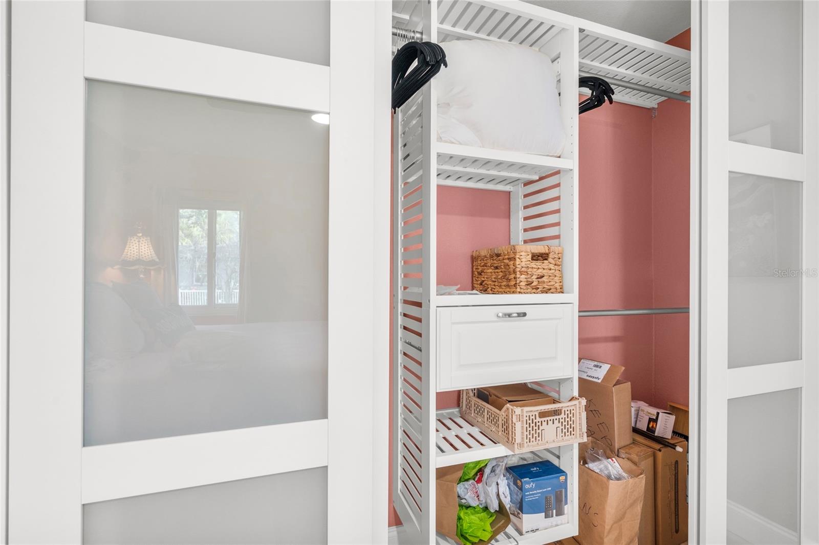 BURNS F J REALTY COS REV - Residential Lease