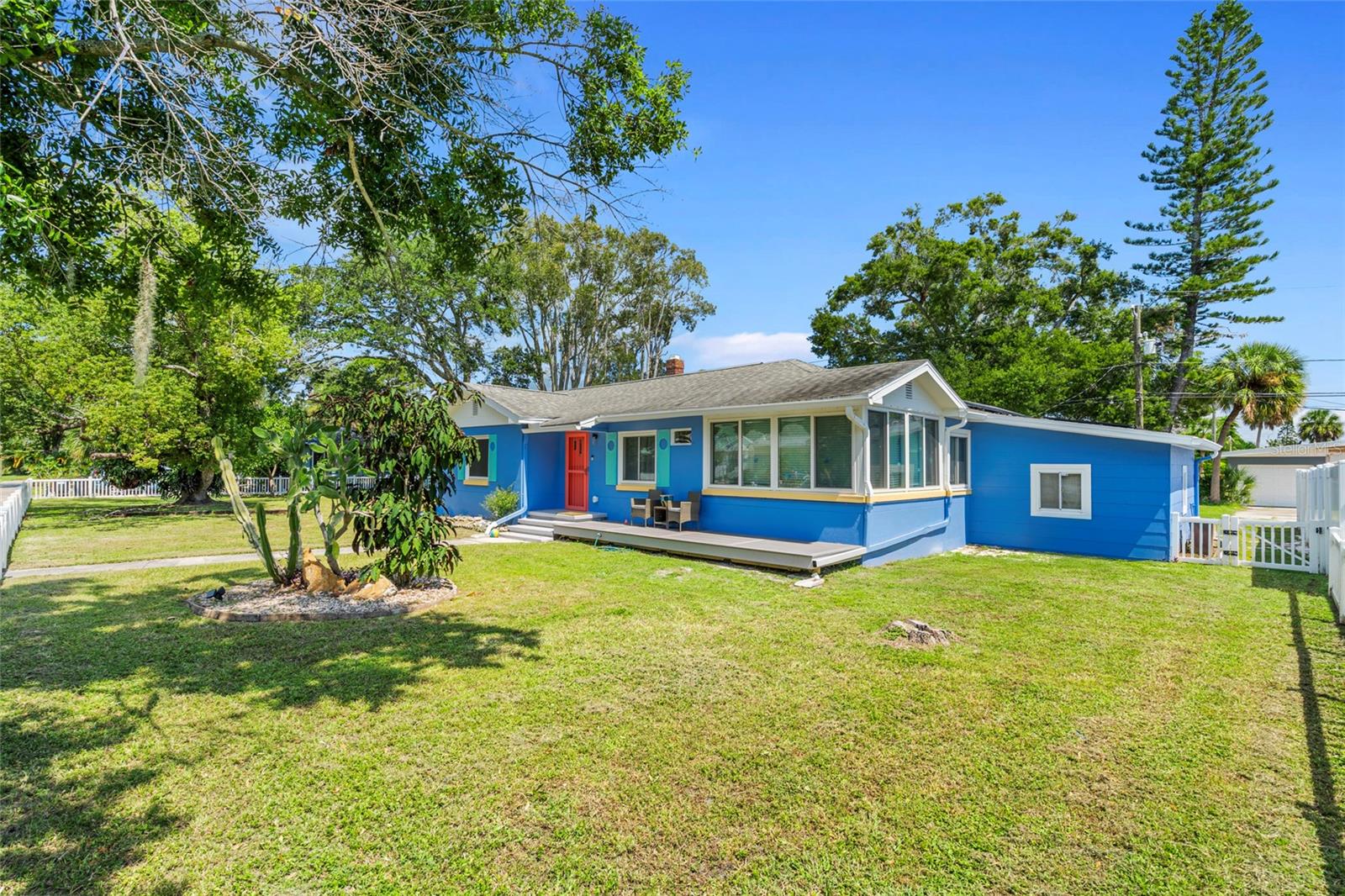 BURNS F J REALTY COS REV - Residential Lease