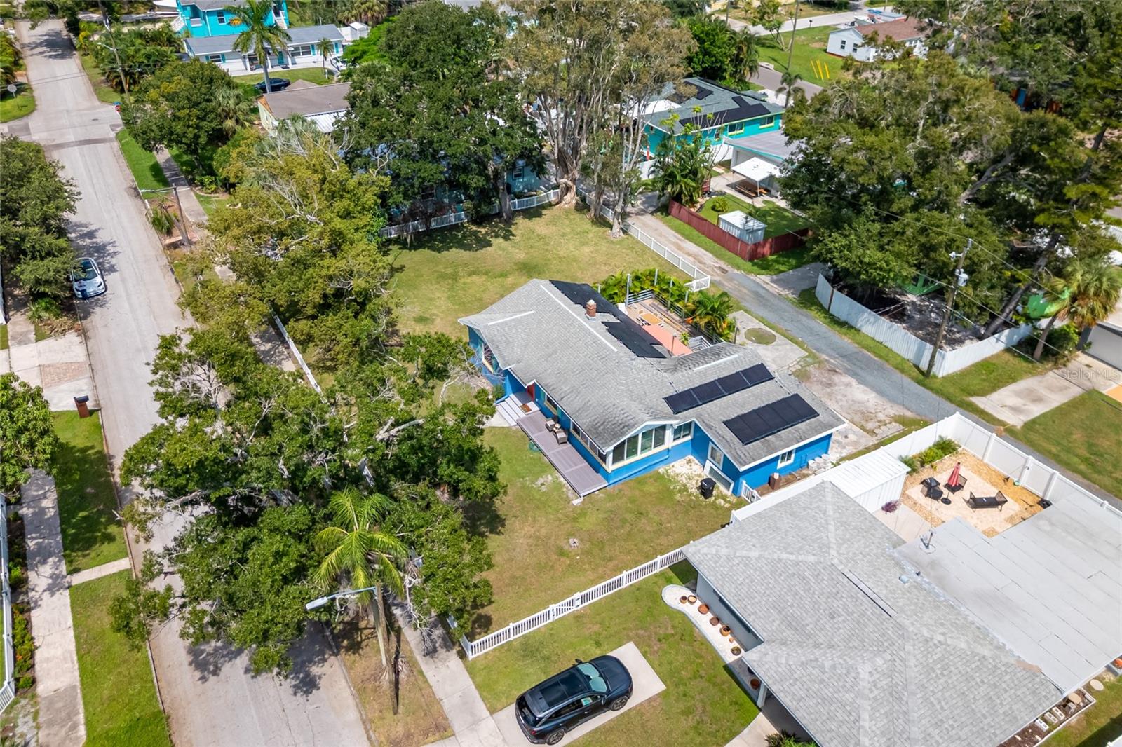 BURNS F J REALTY COS REV - Residential Lease