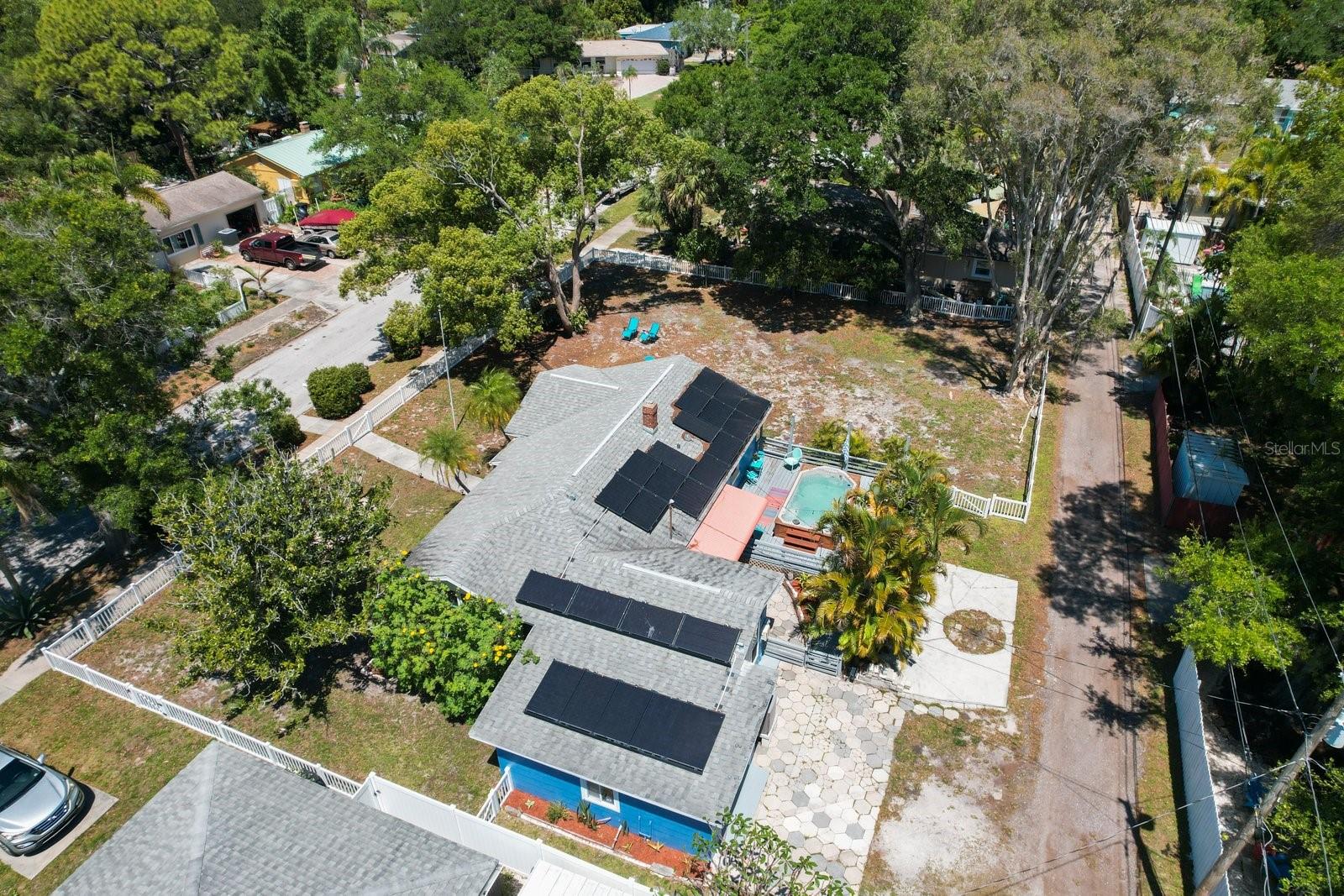 BURNS F J REALTY COS REV - Residential Lease