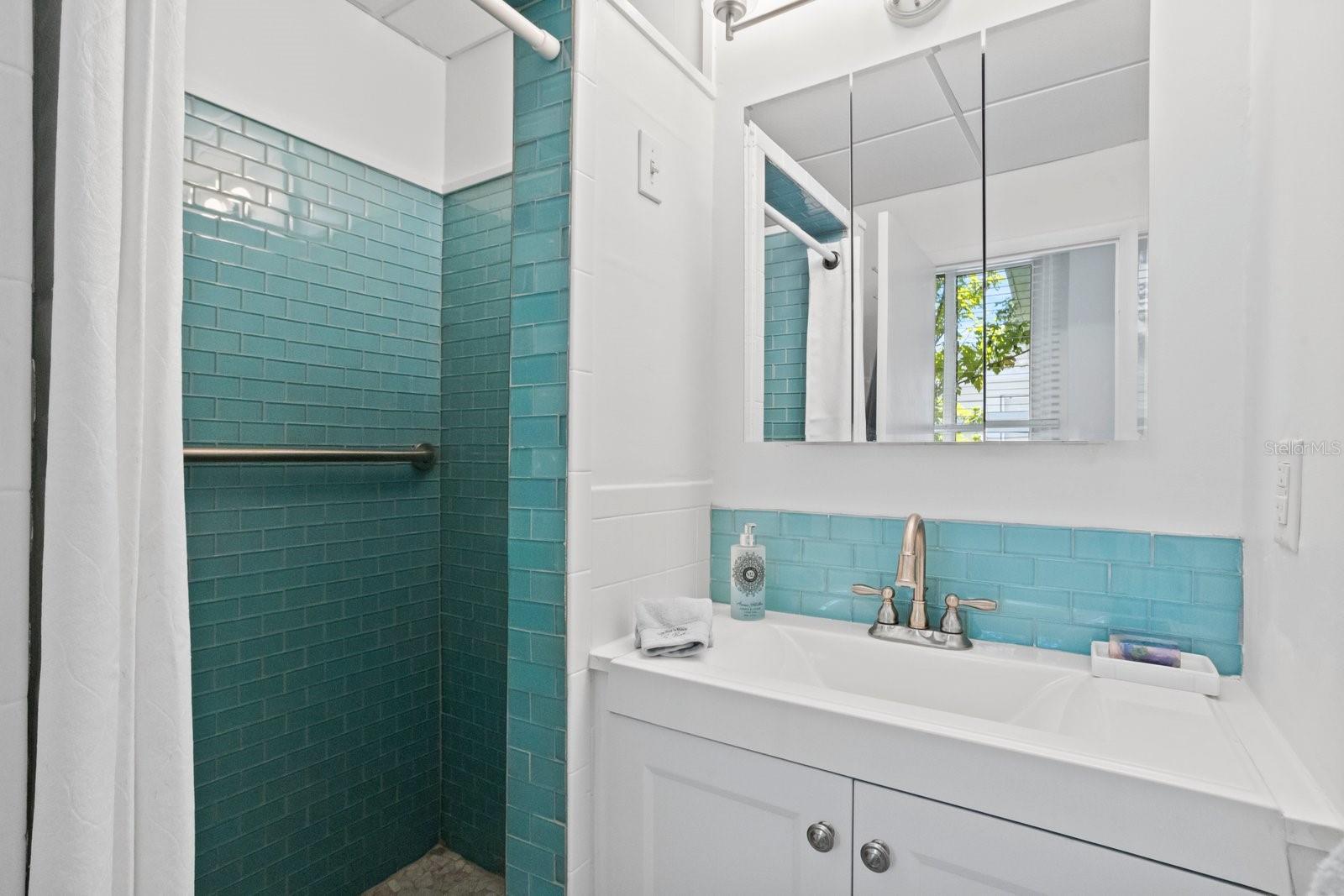 BURNS F J REALTY COS REV - Residential Lease