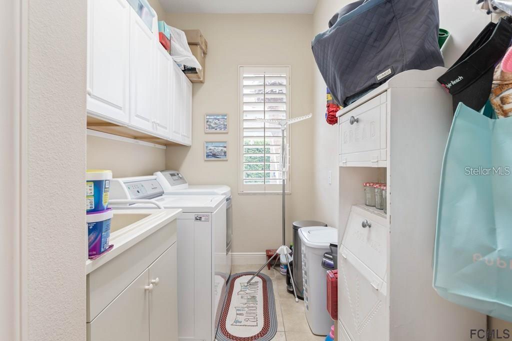 ISLAND ESTATES - Residential