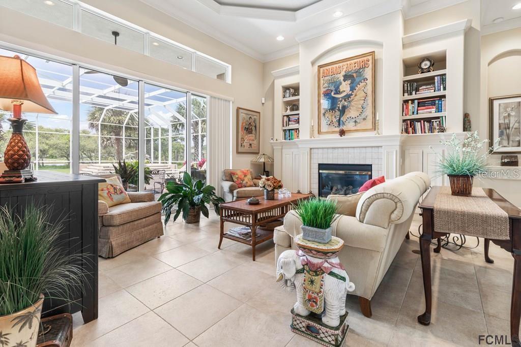 ISLAND ESTATES - Residential