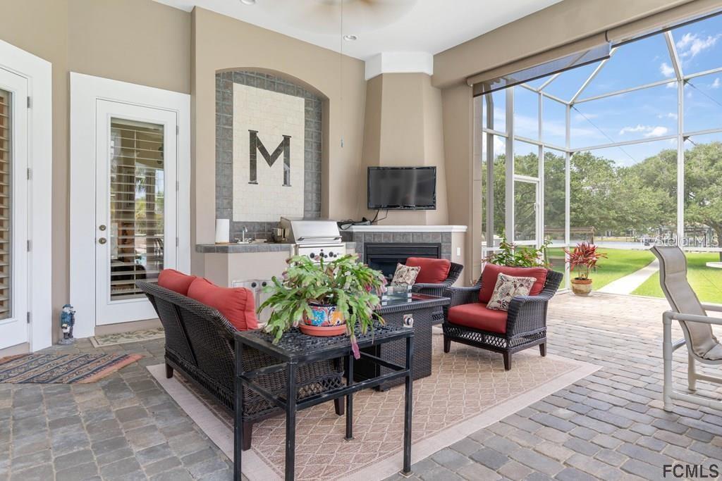 ISLAND ESTATES - Residential