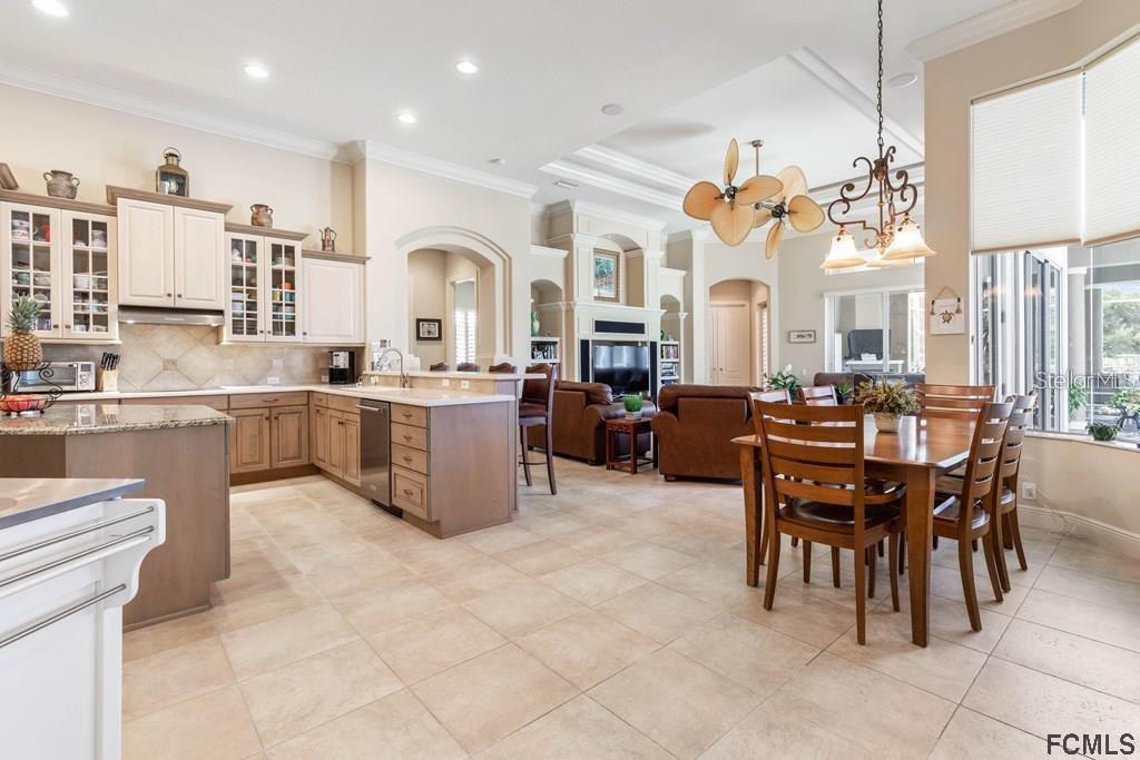 ISLAND ESTATES - Residential