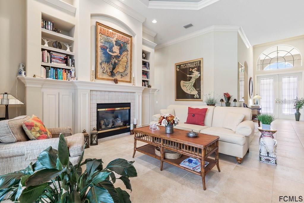 ISLAND ESTATES - Residential