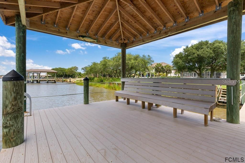 ISLAND ESTATES - Residential