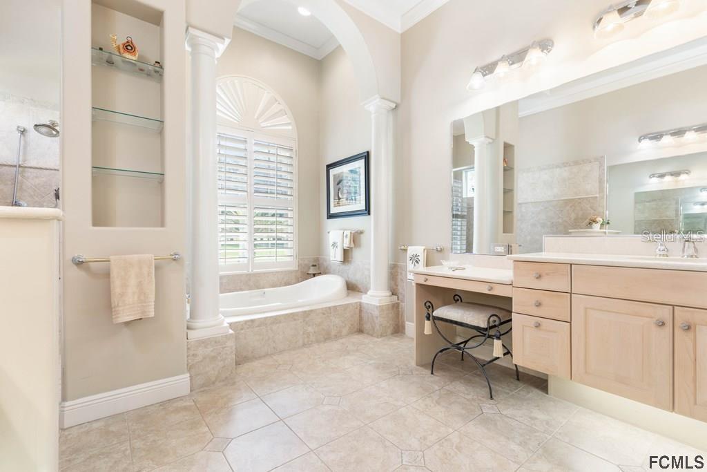 ISLAND ESTATES - Residential