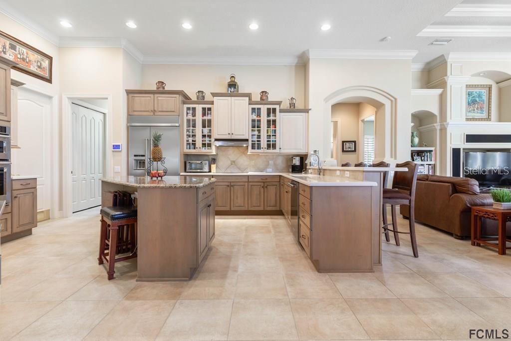 ISLAND ESTATES - Residential