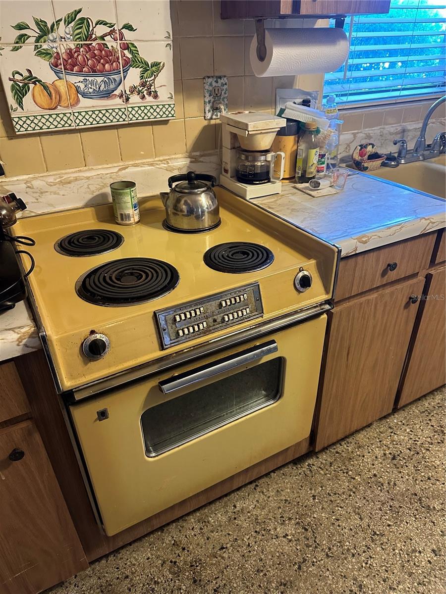 LINCOLN TERRACE - Residential