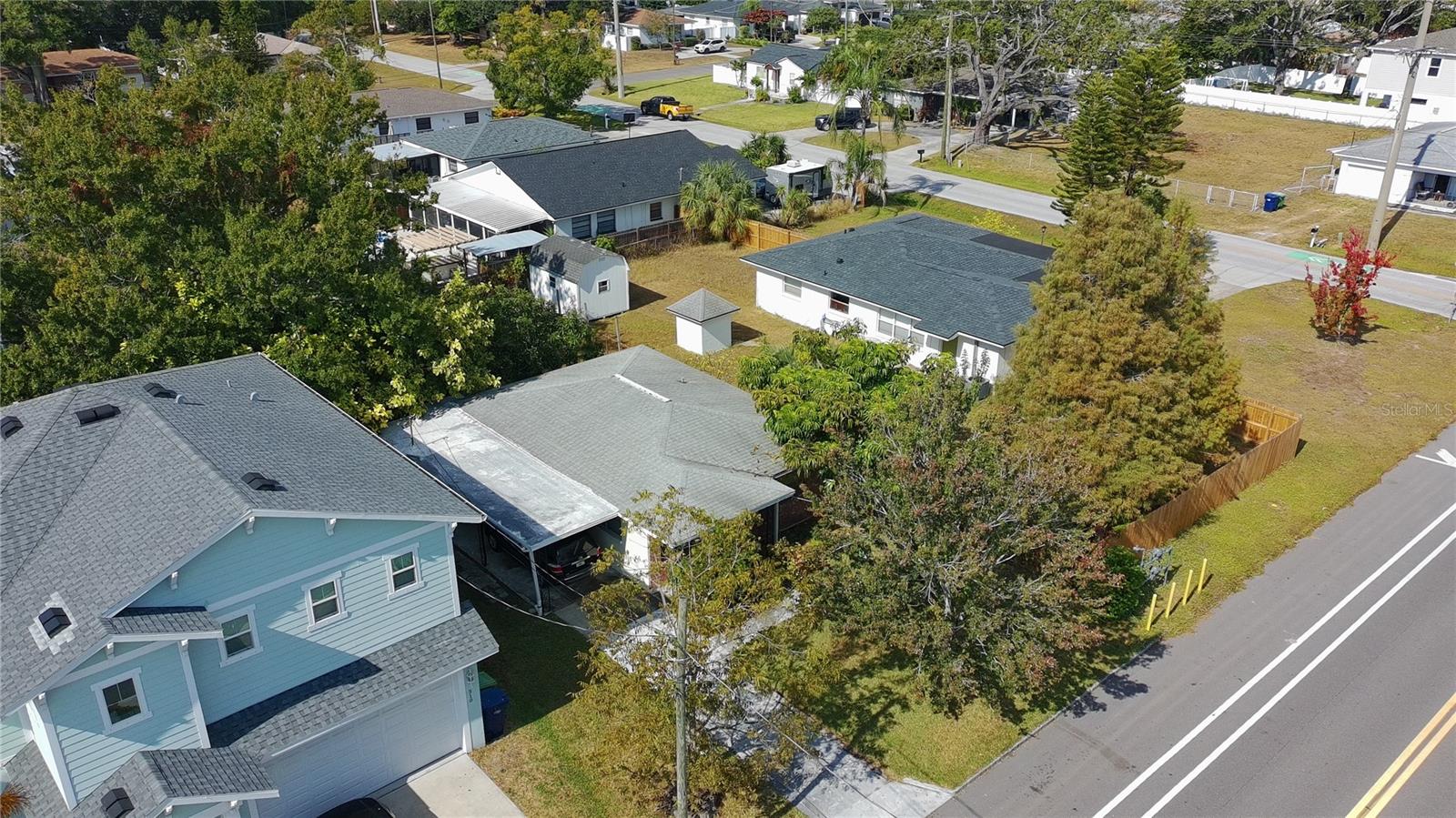 LINCOLN TERRACE - Residential