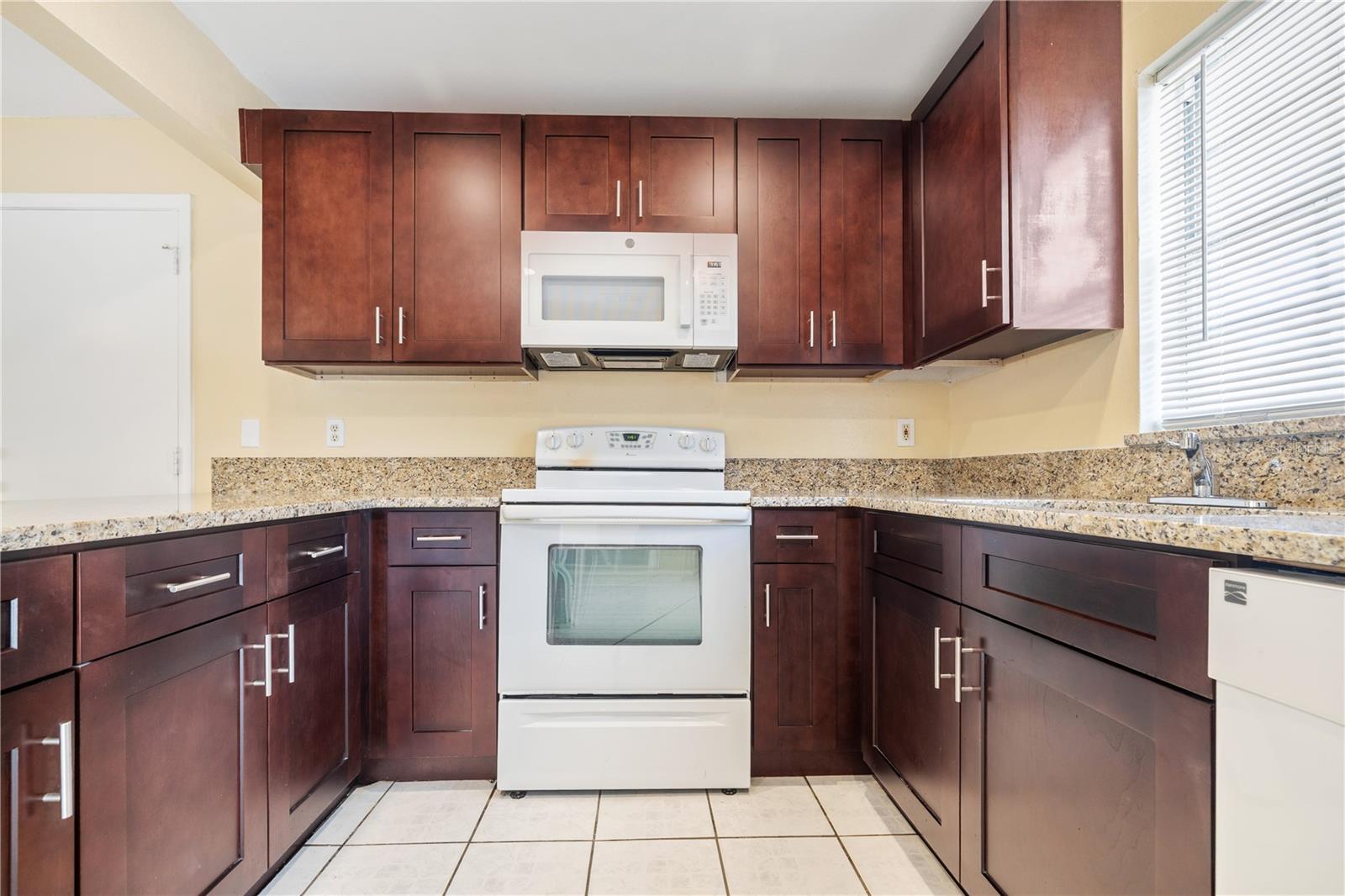 ORANGE RIVER ESTATES UNIT 1 - Residential Lease