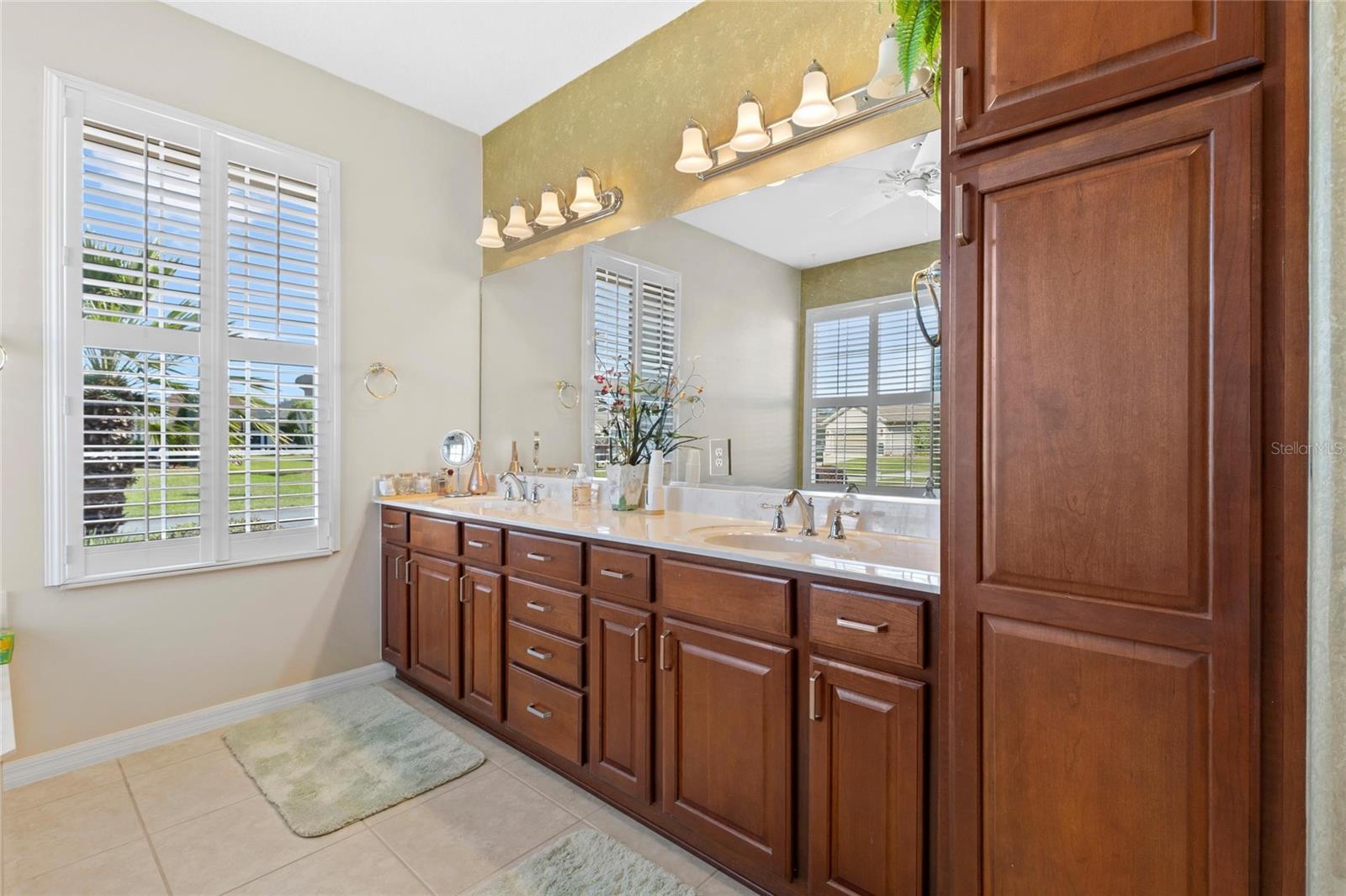 SPRUCE CRK CC WINDWARD HILLS - Residential