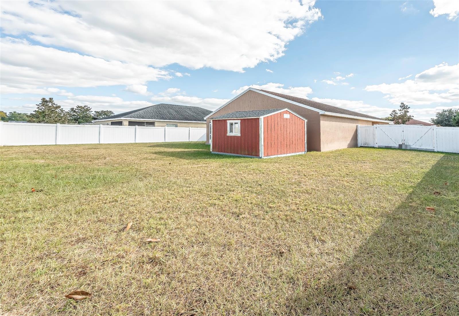 WIND MEADOWS - Residential