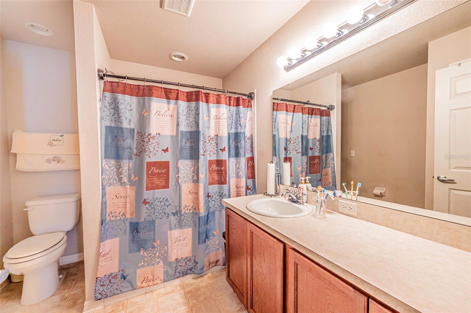 WIND MEADOWS - Residential