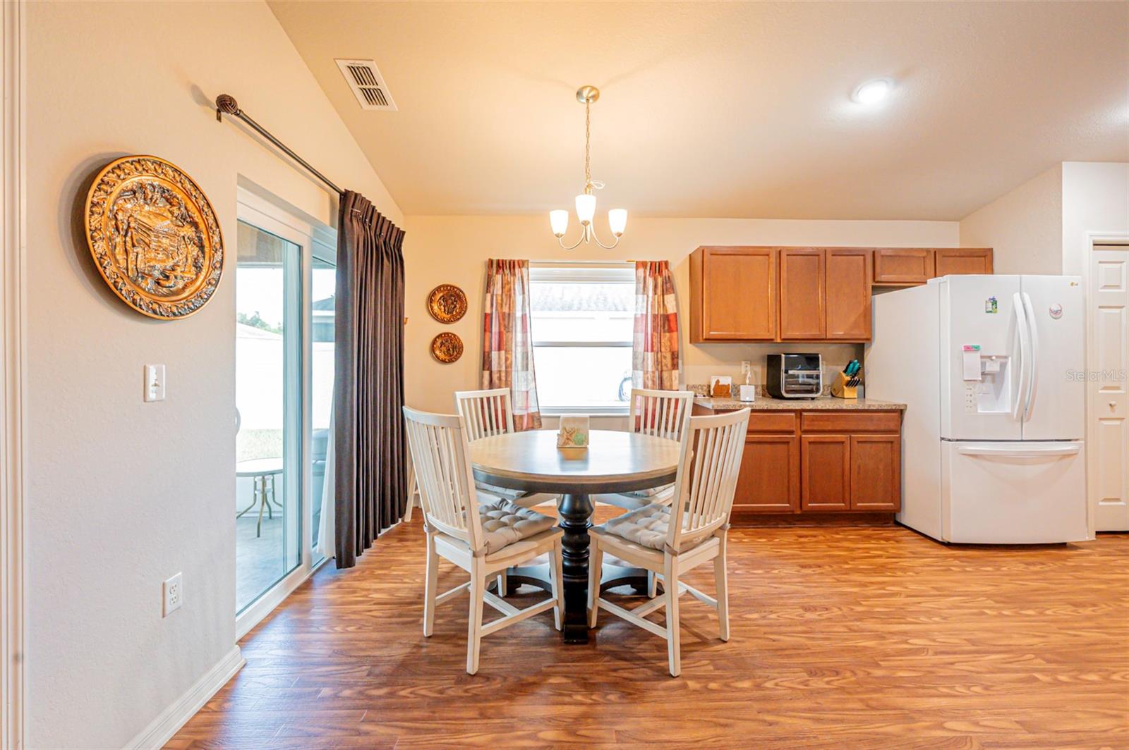 WIND MEADOWS - Residential