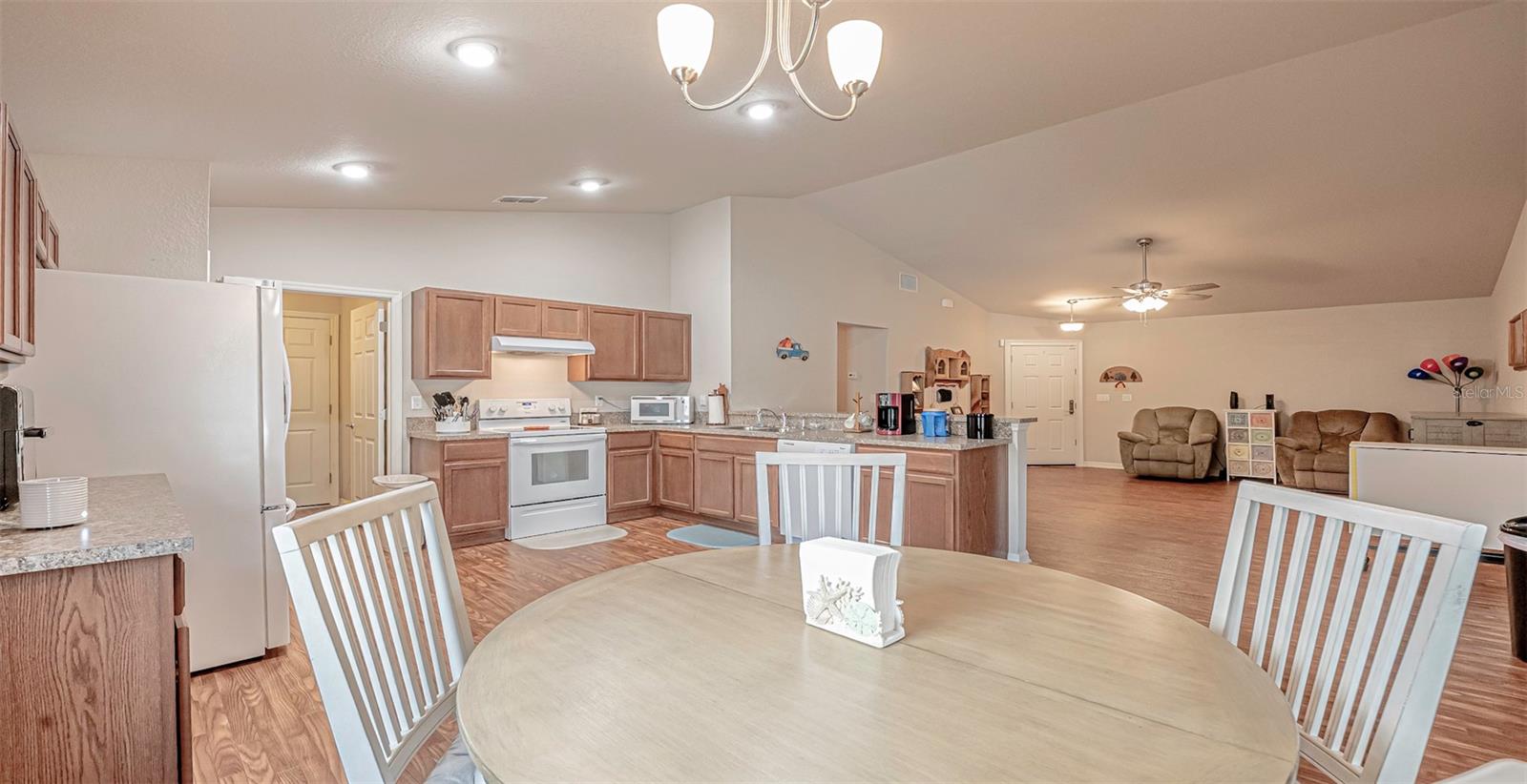 WIND MEADOWS - Residential