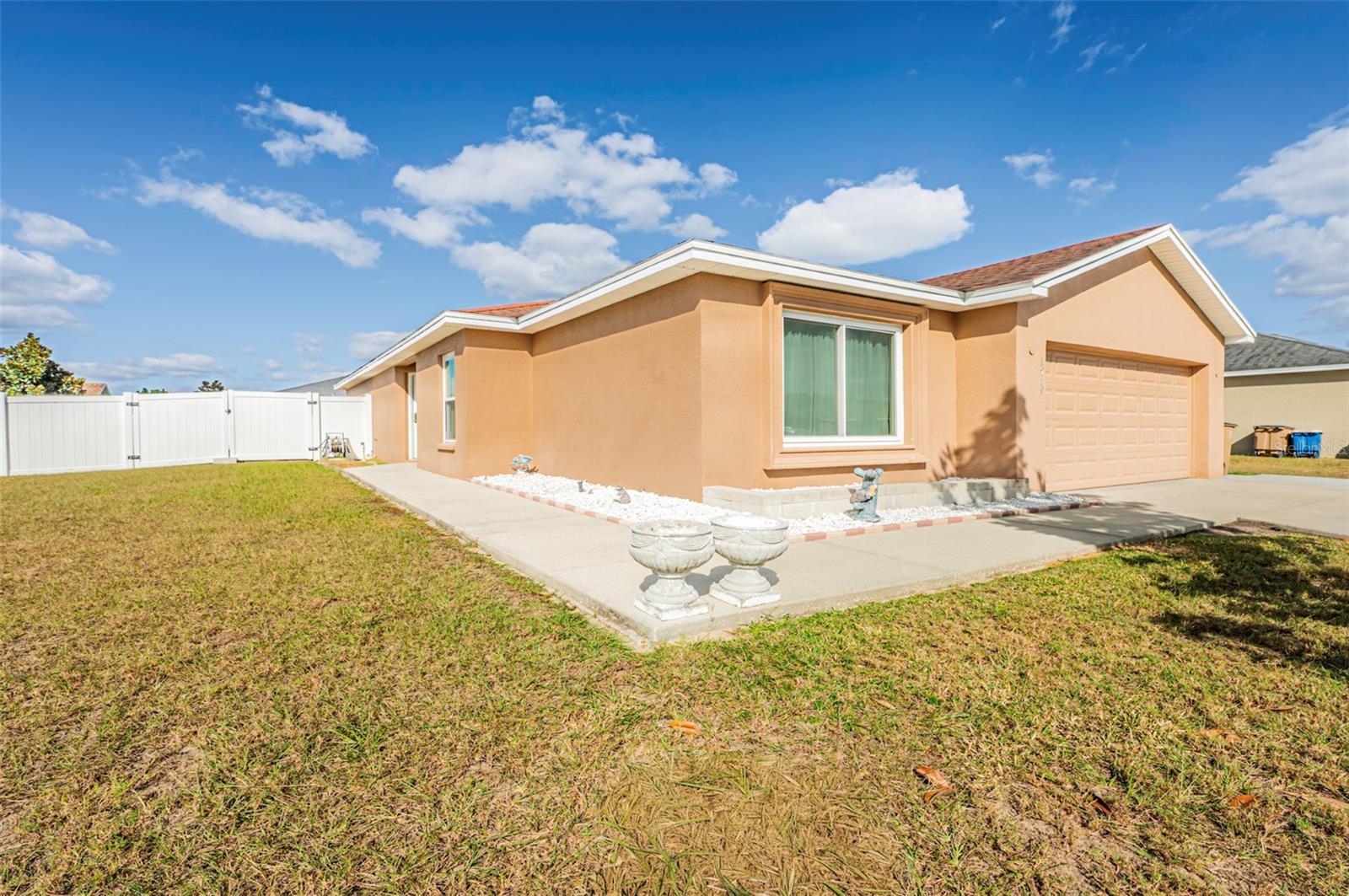 WIND MEADOWS - Residential