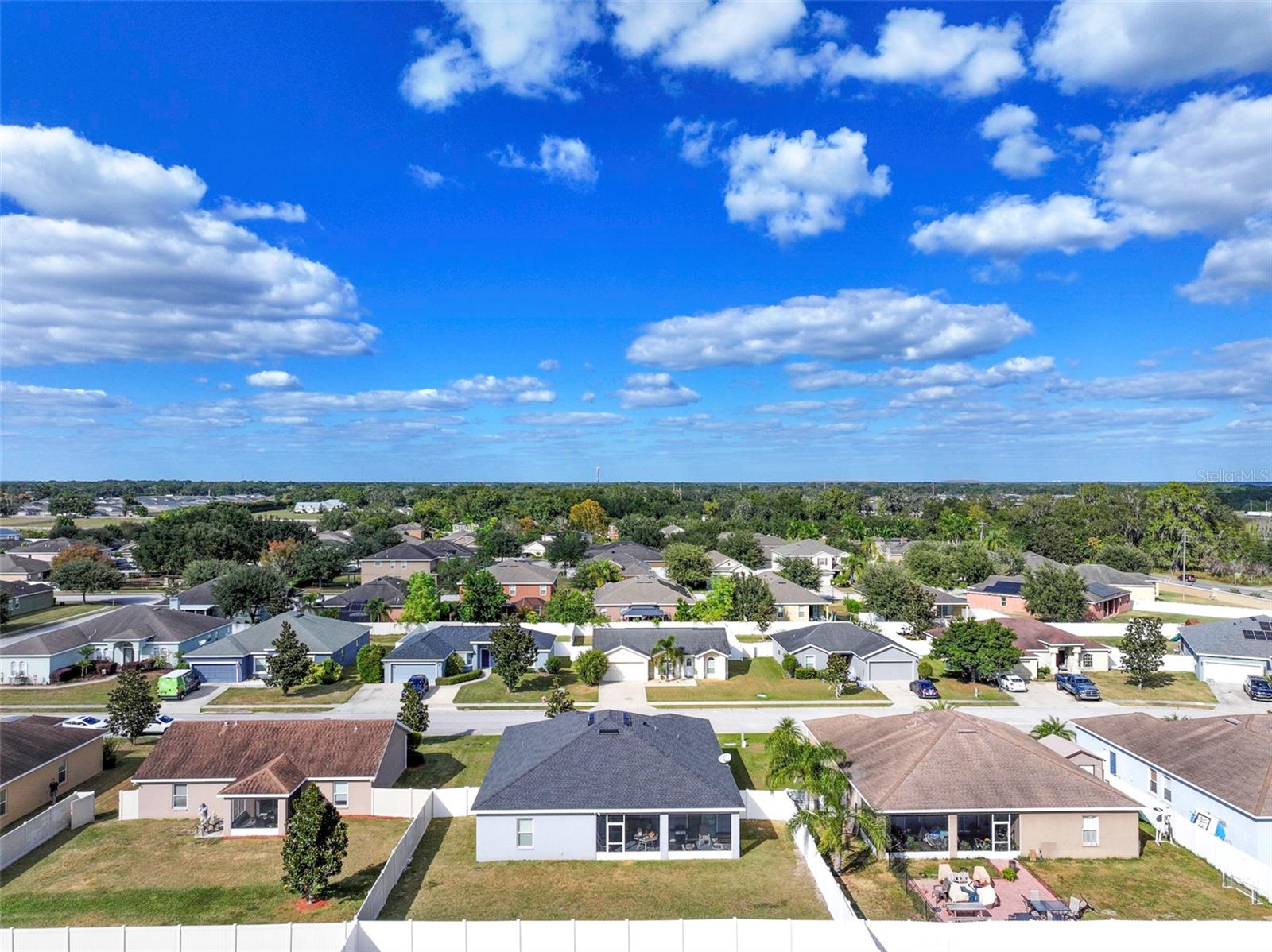 WIND MEADOWS - Residential